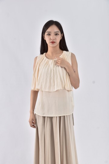 (S) jill stuart無袖百褶白色上衣