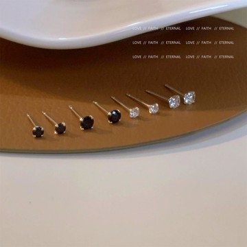 台灣現貨 迷你微鑲鋯石耳環 銀色 黑色 四爪鋯石 耳環基本款 耳針式耳環 豆豆耳棒 飾品 耳釘學生男生女生 中性耳環