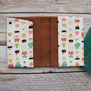 【柴犬吃壽司】日本口布料 限量 純棉布料手作  護照套 護照夾