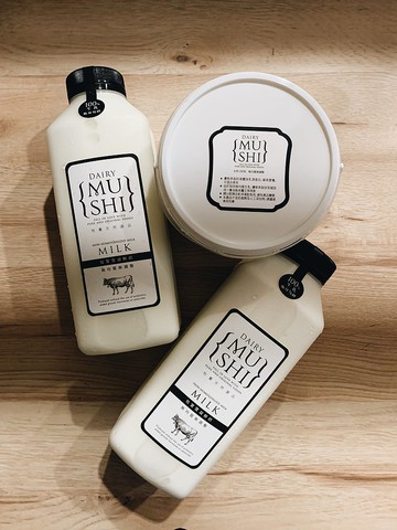 含運 2雪凝鮮奶+1無加糖優格