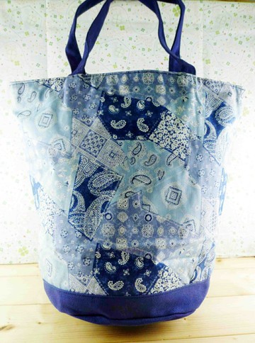 【震撼精品百貨】日本精品百貨 肩背提袋-變形蟲-藍色 震撼日式精品百貨