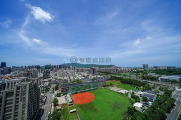 巨蛋商圈校園首排高樓景觀四房平車｜高雄市左營區新莊一路