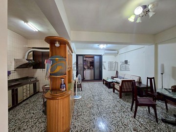 北屯國小旁|免整理大4房雙主臥3衛浴|9.8地坪｜台中市北屯區進化北路