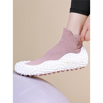 戈倫鯊室內健身運動鞋輕便減震防滑軟底跳繩操瑜伽深蹲硬拉減脂肥