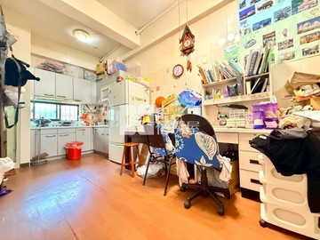 樂福詠隆第堡✨太平震後輕屋齡四房車庫美墅｜台中市太平區太平七街