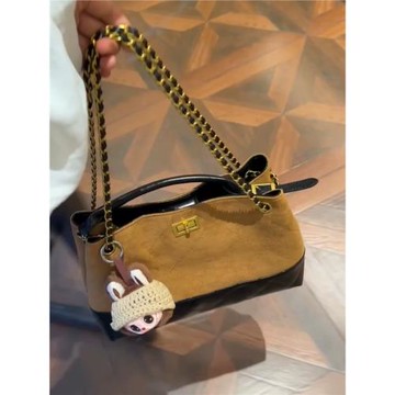 白緹雅菱格鏈條水桶包包女式2025新款潮輕奢小眾高級感百搭斜挎包