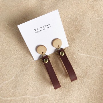 皮革耳環_圓緞帶1號作品_原皮搭木苺(可改夾)