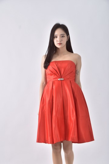 (XS（含）以下) 平口貼鑽紅色洋裝