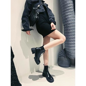 真皮馬丁靴女2024新款秋冬單靴英倫風厚底小個子七九孔粗跟短靴子