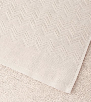 Missoni Zigzag cotton towel