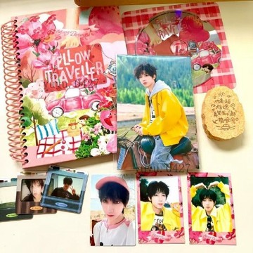🧳官方正版🪞 TF家族四代 小行囊 同行 FELLOW TRAVELLER》家族款 張桂源 張函瑞 左奇函 手持鏡 卡冊