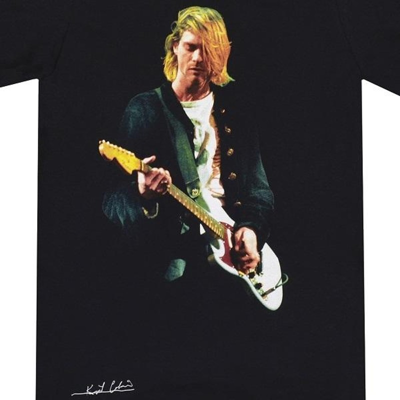 KURT COBAIN カートコバーン Guitar Photo Colour Tシャツ | LINEショッピング