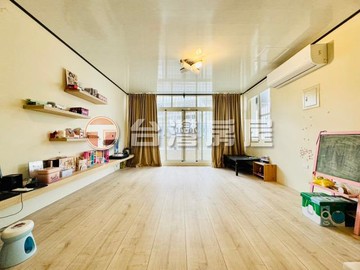 獨家！圓環內雙拼大別墅！三車位大透天！7房大空間｜台中市豐原區圓環東路