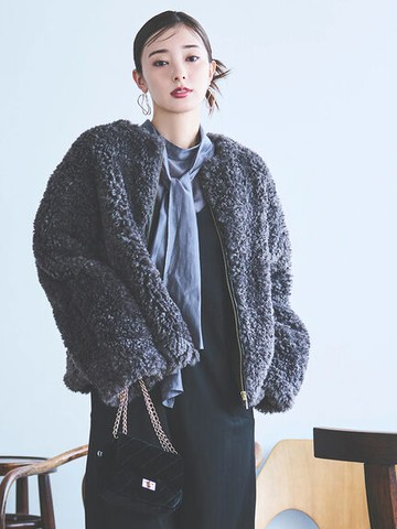 蓬鬆捲毛拉鍊外套(FC37L0Z0980) - Te chichi