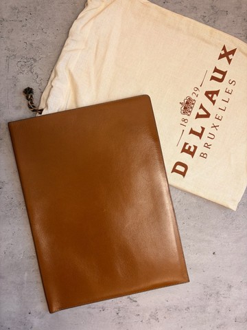 中古正品Delvaux x Honda 聯名皮革文件夾/文件套 附原裝防塵袋