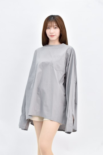 (XL) 灰色長袖上衣
