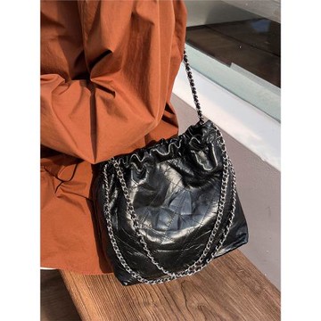 真皮垃圾袋托特包2025新款流浪包軟皮褶皺云朵包小香風鏈條單肩包