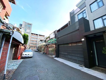 誠意價/瑞豐巨蛋商圈/綠園道超大地坪46坪豪車墅｜高雄市鼓山區中華一路