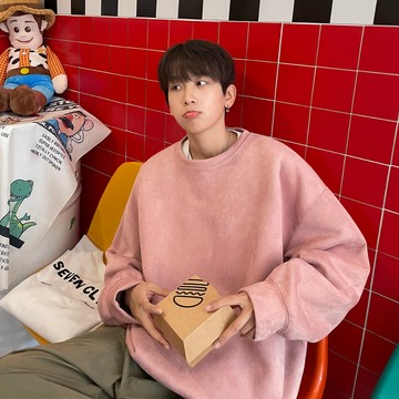 LARGE STORE 韓版潮流落肩寬鬆質感麂皮長袖上衣 大學T 男生上衣 素面上衣 情侶T 落肩大尺寸(JP002)