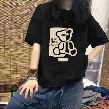 小熊卡通上衣 100%純棉  夏季上衣 短袖T恤女 圓領短袖上衣  韓版寬鬆大碼 休閒百搭 洋氣上衣 印花T