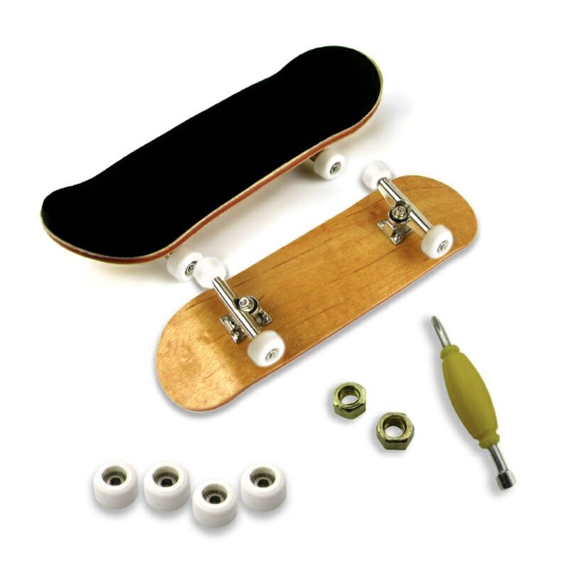 スケートボード GBL】紅の豚 スケートボードデッキ ポルコロッソ