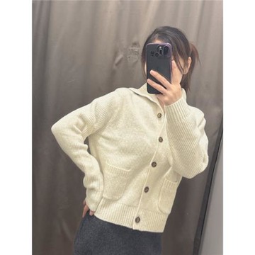 日單2024秋冬新款舒芙蕾柔軟針織開衫單排扣短款毛衣女外套472093