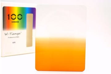 又敗家@Tianya天涯100相容Cokin高堅Z-PRO方形鏡片T10OS(橘漸層減光鏡,深橘色到無色透明,寬約100cm約4吋4英吋)橘漸層ND減光鏡片橘漸變橘色SOFT漸變橘色減光鏡橙漸層減光鏡橙漸層ND減光鏡片橙漸變橙色SOFT漸變橙色漸光鏡,用在?昏日落濾色片Z系統減光鏡Z漸變ND鏡Z系列方形鏡Z系統方形鏡片Z型方形鏡片Z鏡片方型鏡片Z-Pro型方形鏡,亦相容法國lee【全館299超取免運】【APP下單點數4倍送】