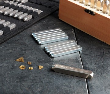 手敲刻字客製換購 <適用於本館訂製品換購>