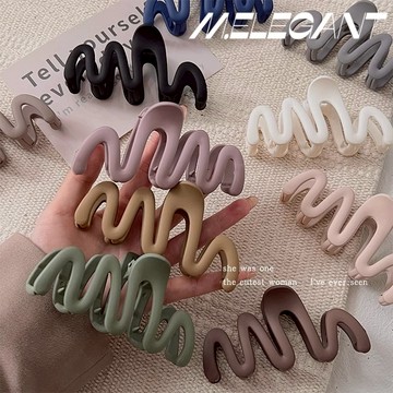 M.e.【24H出貨】莫蘭迪磨砂波浪鯊魚夾 法式髮夾 霧面髮夾 造型髮夾 大嘴夾 髮飾 髮夾