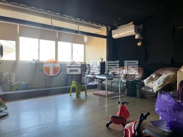 臨路三照透天｜12米路✨黃金社口大地坪乙工稀有釋出｜台中市神岡區中山路