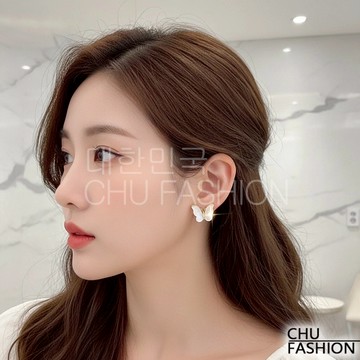 【CHU】韓國直輸 白蝶水鑽耳環 韓系夢幻氣質款