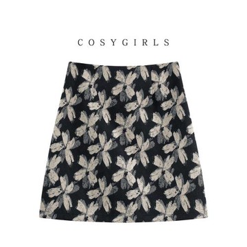 黑色短裙女夏季新款韓版氣質高腰a字包臀裙設計感刺繡碎花半身裙