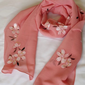 【洛陽春】手繪雪紡輕清小圍巾｜胭脂粉/白櫻花