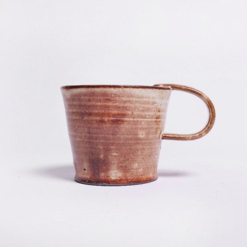 明芽窯 l 柴燒志野釉鈕扣把咖啡杯 H