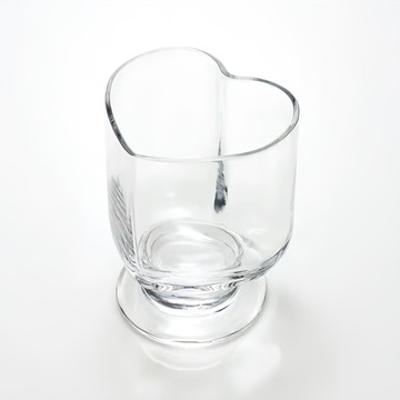 廣田硝子 帶底座心形玻璃杯 透明 200ml 享受浪漫品飲時光  1入