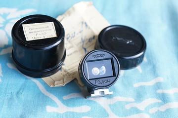 為您的 35mm RF 鏡頭提供超亮取景器！