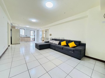 霧峰樹仁商圈｜次頂樓視野大三房+車位｜台中市霧峰區振興街