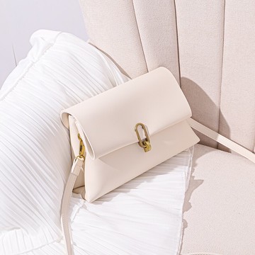 今年流行小包包女包夏季新款時尚斜挎包高級感小眾百搭小方包