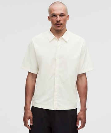 Unshaken Short-Sleeve Collared Shirt Size XL
