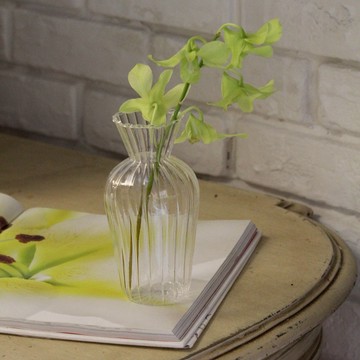 【& Grace Flower永生花禮花藝店】 日式腰身小花器 花瓶 送禮 質感 氣氛 節日送禮 禮物 《全台寄送》