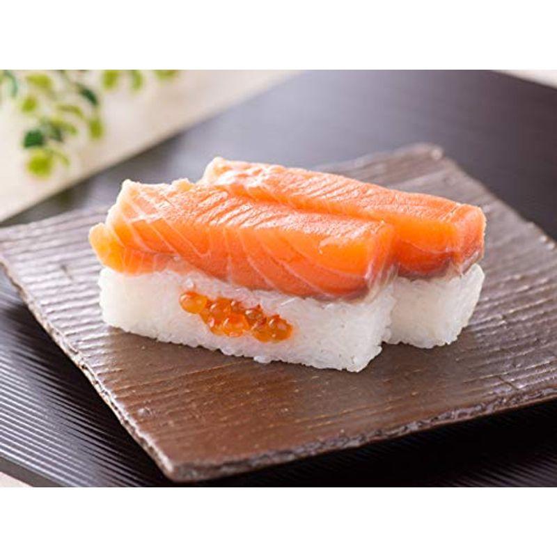 サーモンいくら寿司・中サイズ：福井一、鯖を扱う料理店の押し寿司