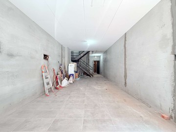 全棟精美翻新｜崇德商圈電梯車墅｜投資自住雙效併進｜高雄市左營區文萊路