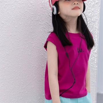 台灣出貨 女童無袖T恤短袖2026夏季新款兒童字母純棉有彈力衣童裝上衣 女童上衣 女童背心 無袖上衣 女童t恤