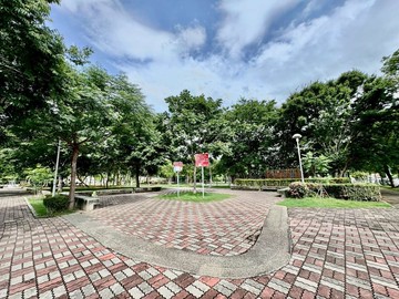 〖施藏好房〗大樓價買大地坪前院車庫美透天｜台中市沙鹿區福成路