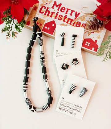 經典黑白色_PICCOLO串珠 短款項鍊_尺寸S 免運費