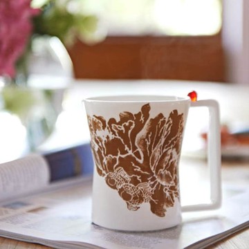 琉璃工房 LIVING 悠悠一點紅 咖啡杯生日禮交换禮物辧公小物文青