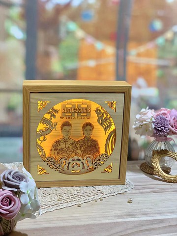 【客製化禮物】實木立體燈箱 結婚生日禮物 送同款人物匙扣