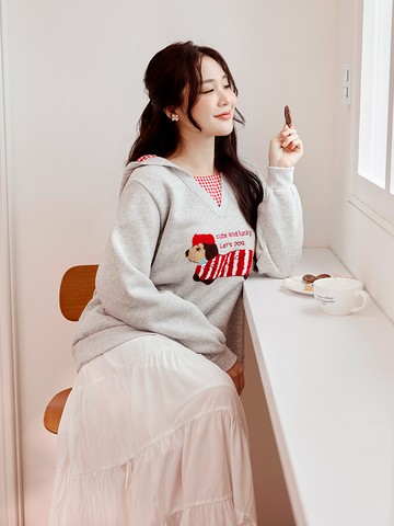 雲朵自訂款-可愛小狗毛巾繡拼接格紋帽T