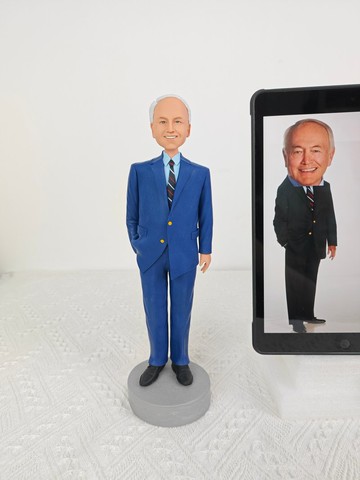 榮休 退休 榮升 榮調 離職 同事 老闆 客製化禮物 人偶 公仔