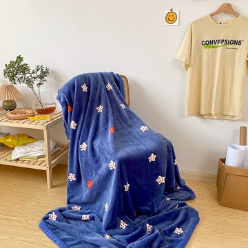 毛毯夏季珊瑚絨空調蓋毯單人午睡小被子春秋薄款床辦公室沙發毯子